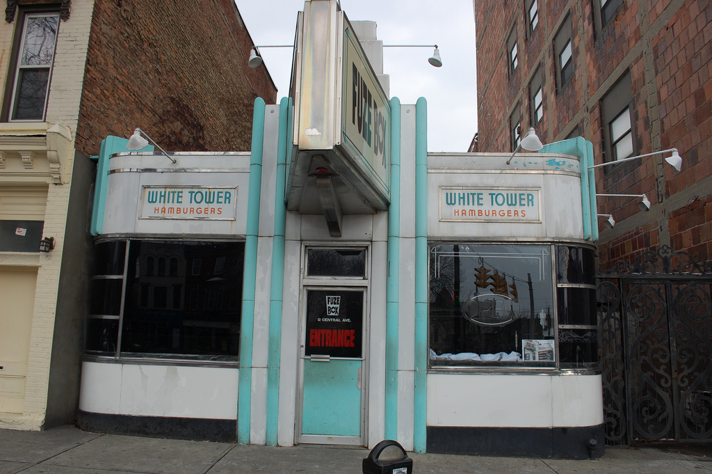 White Tower - The Castle That Lost Its Crown (image credits: wikimedia)