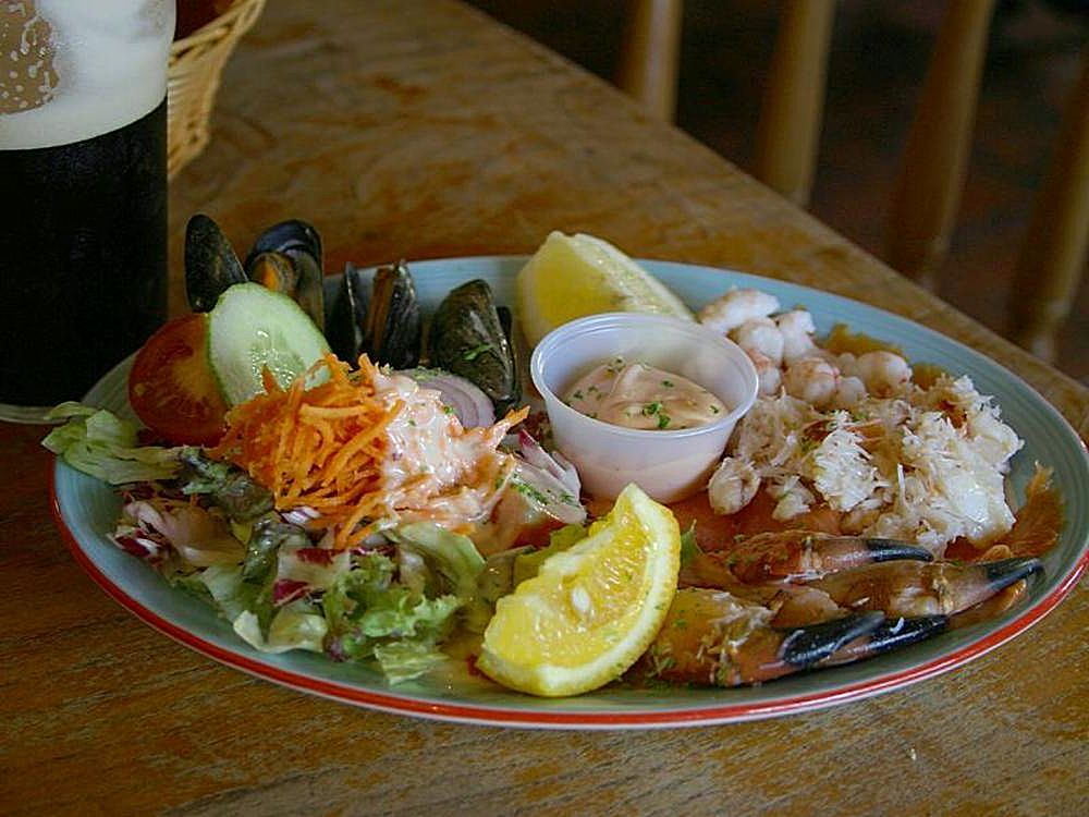 Enhancing Seafood Dishes (image credits: wikimedia)
