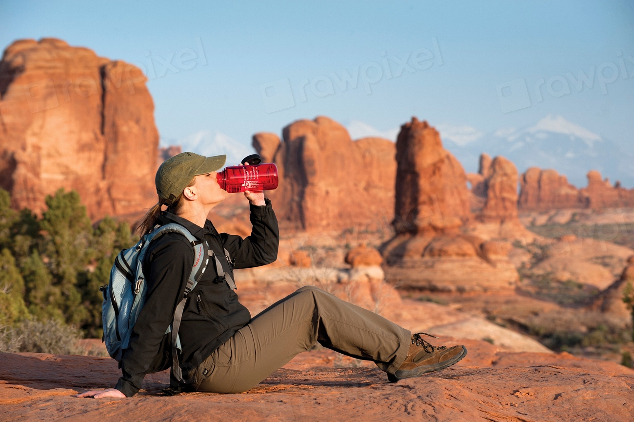 Ignoring Hydration (image credits: rawpixel)