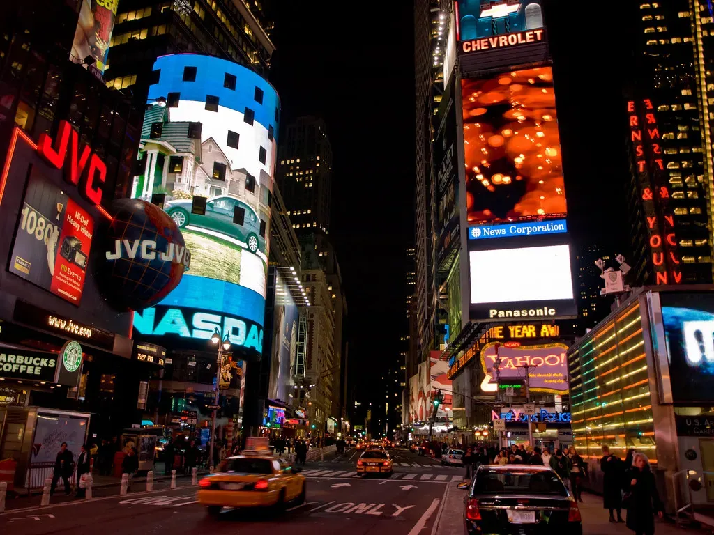 Times Square, New York City – When Broadway Lights Outshine The Food (Image Credits: Flickr)