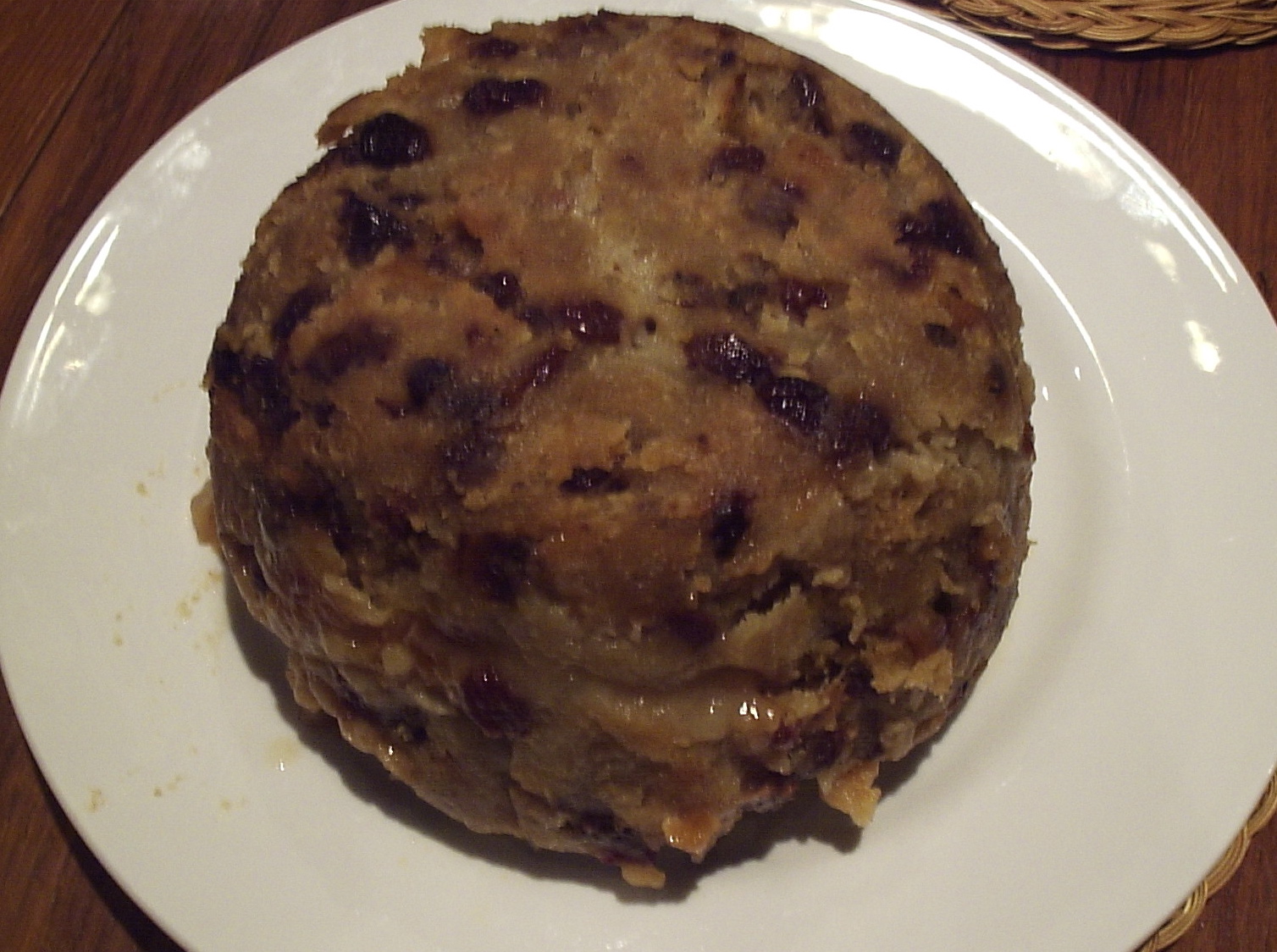 Spotted Dick with Custard (image credits: Spotted Dick, CC BY 2.0, https://commons.wikimedia.org/w/index.php?curid=4155866)