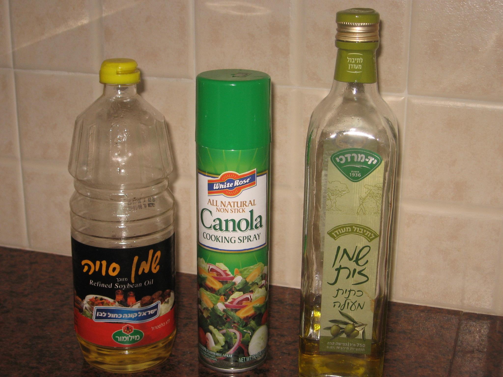 Soybean Oil (image credits: wikimedia)