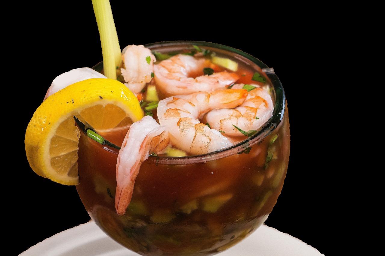 Shrimp Cocktail - The Retro Classic That Never Left (image credits: pixabay)