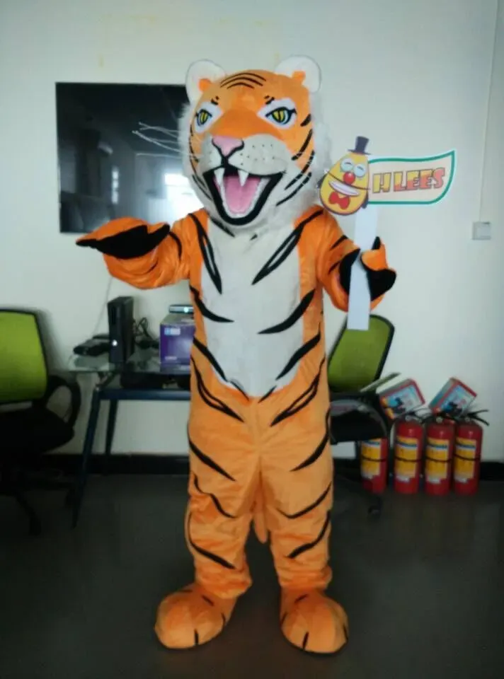 Tony the Tiger (Frosted Flakes) - The Coach You Never Had (By Ohleesmascotcostume, CC BY-SA 4.0)