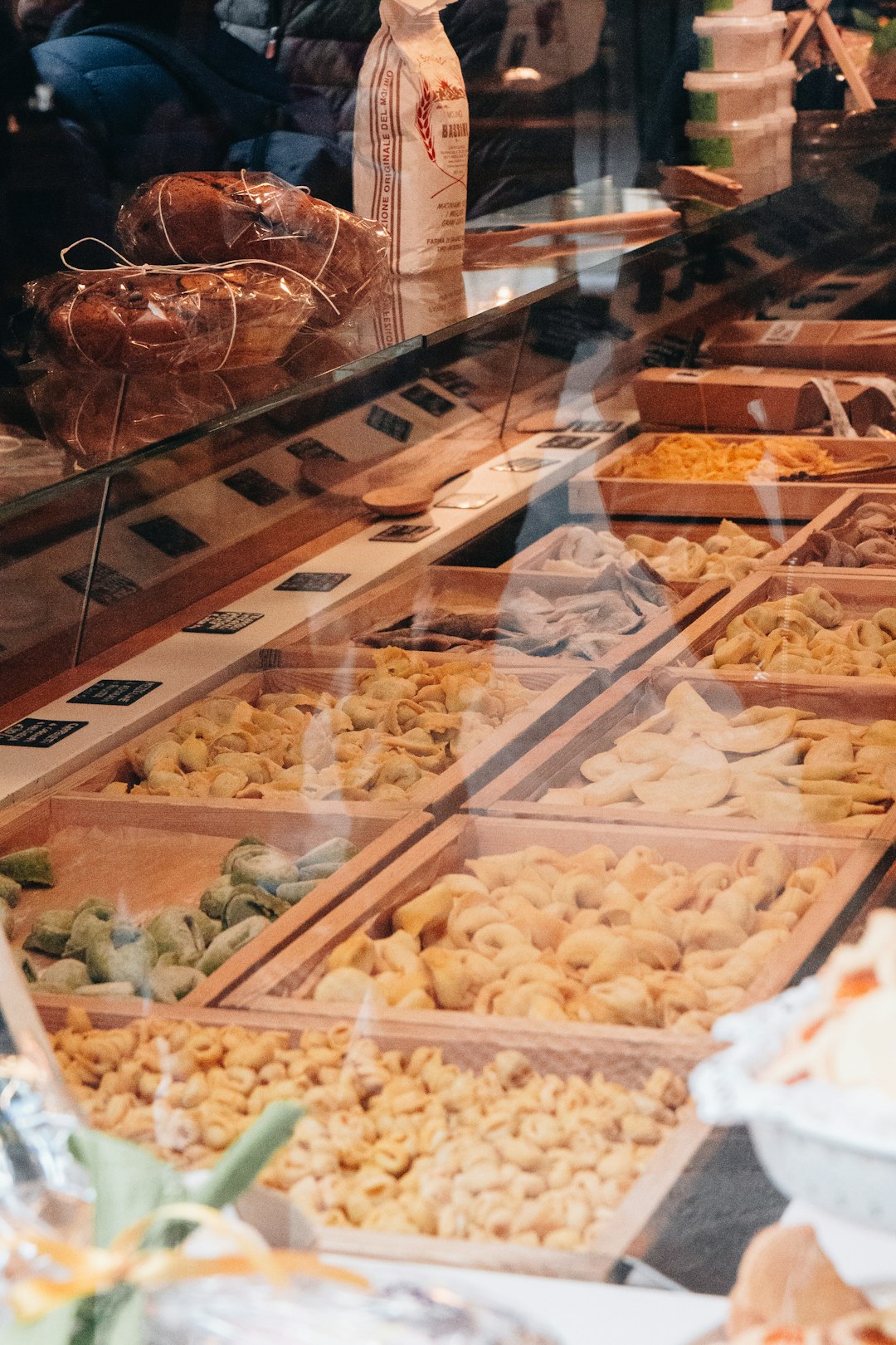 Buffet Foods: The Multi-Exposure Risk (image credits: unsplash)