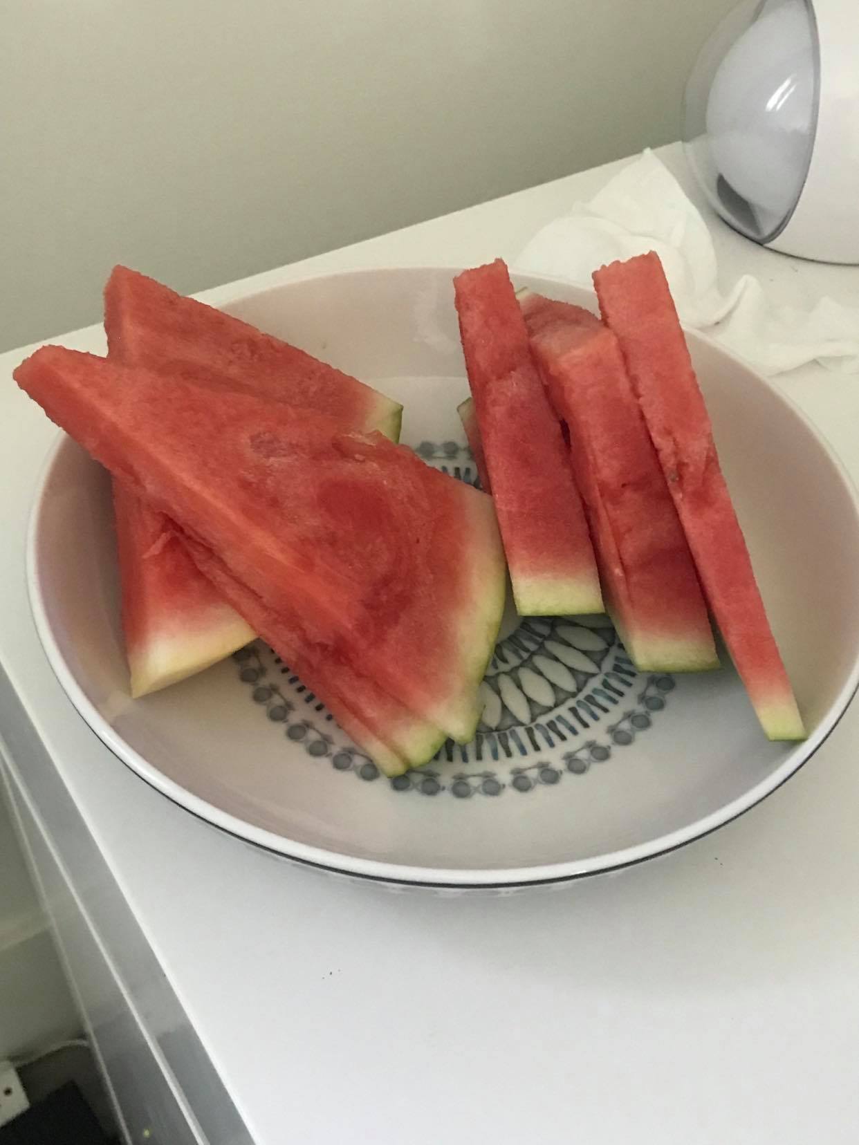 Watermelon: Hydrating and Satiating (image credits: wikimedia)
