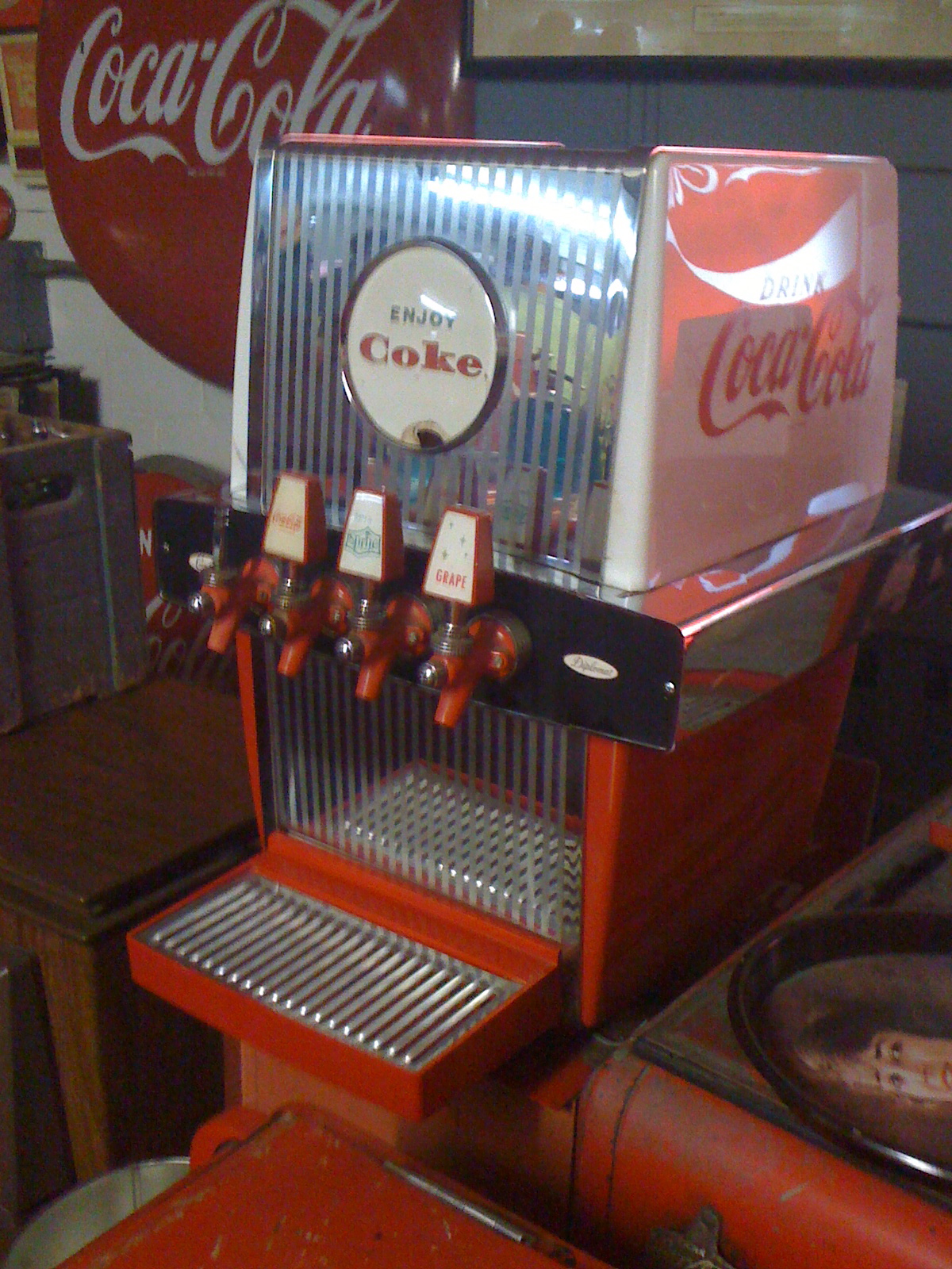 Regional Soda Fountains Are Nearly Extinct (image credits: wikimedia)