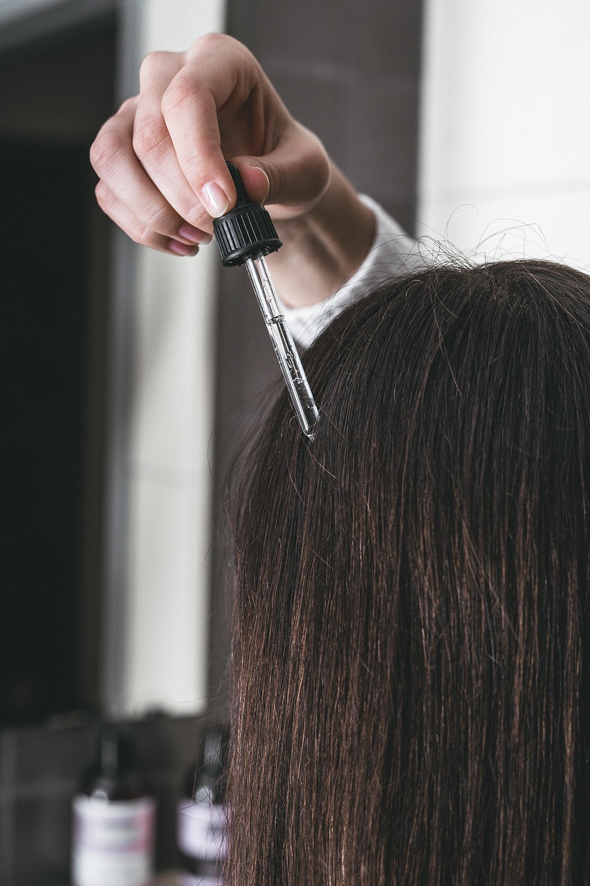 The Link Between Folate Deficiency and Hair Loss (image credits: pixabay)