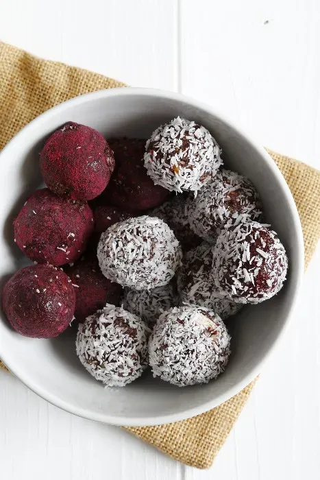 Acai Berries: The Overhyped Amazonian Import (Image Credits: Flickr)