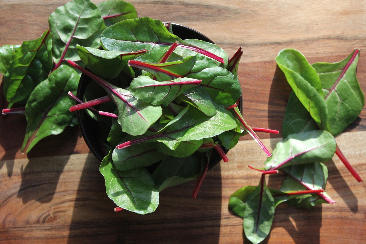 9. Swiss Chard: Magnesium-Rich and Heart-Smart (image credits: pixabay)