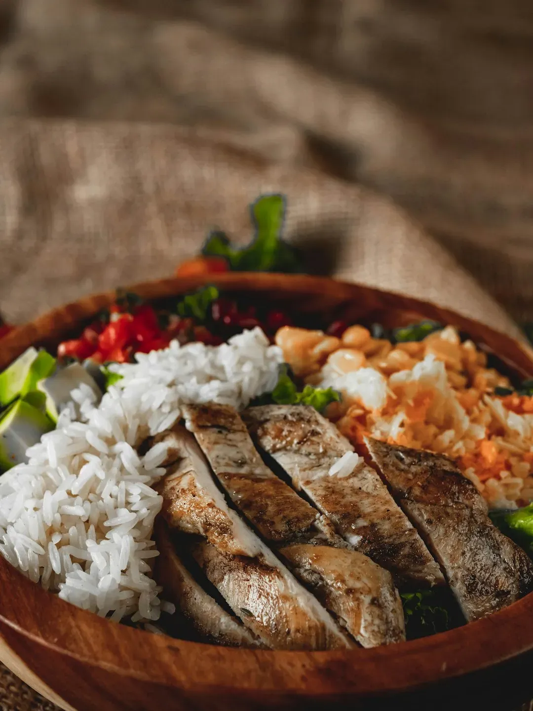 Protein Bowls with Grilled Chicken (Image Credits: Unsplash)