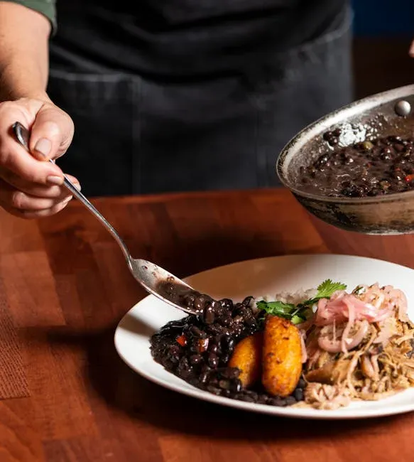 5. Black Beans: The Underrated Legume for Evening Meals (Image Credits: Pexels)