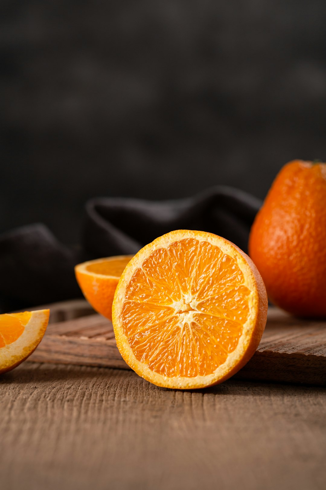 Oranges: Vitamin C for Collagen Boosting (image credits: unsplash)