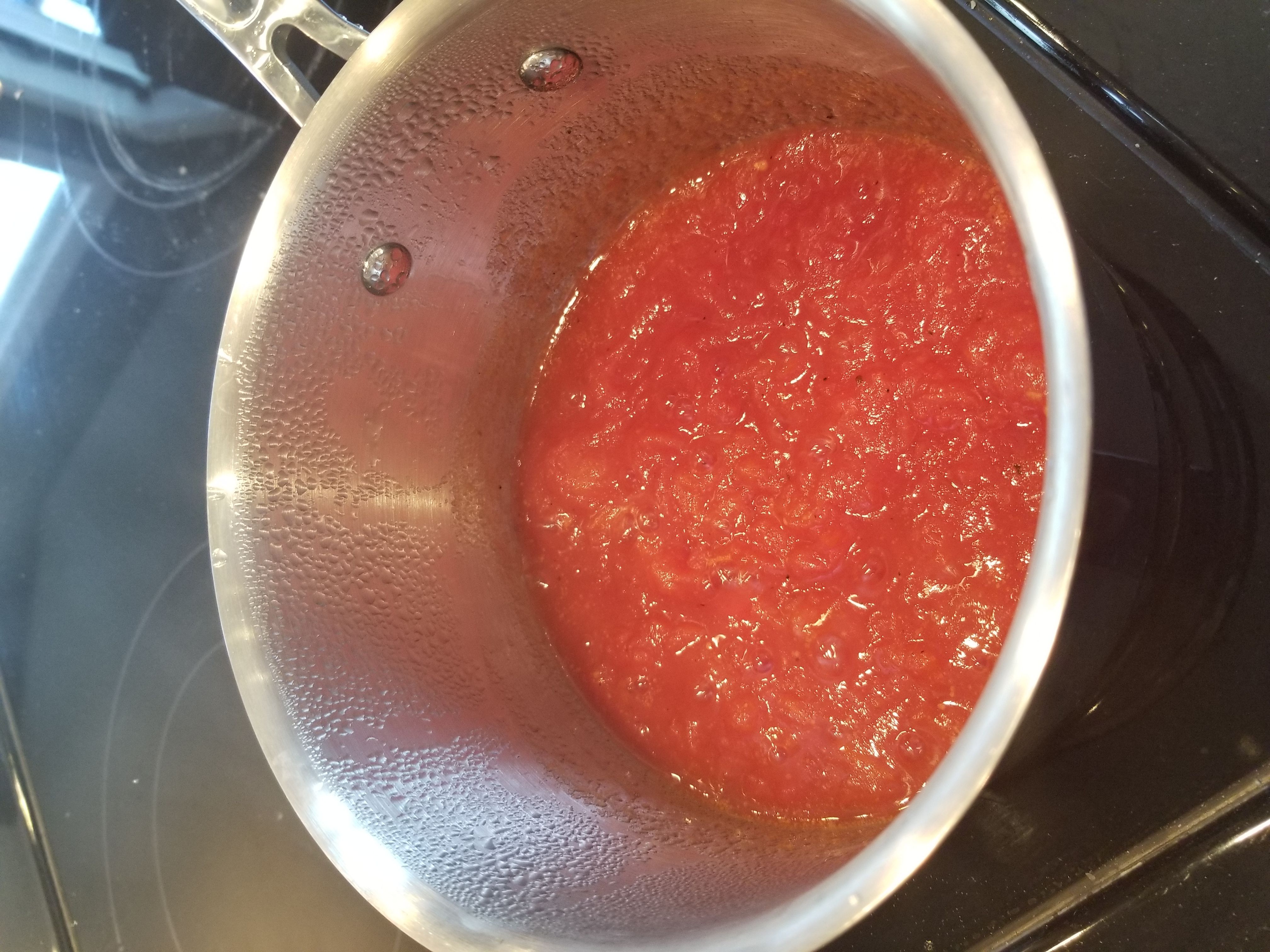 Tomato Aspic: When Vegetables Went Wobbly (image credits: By Jasonbook99, CC BY-SA 4.0, https://commons.wikimedia.org/w/index.php?curid=59326804)