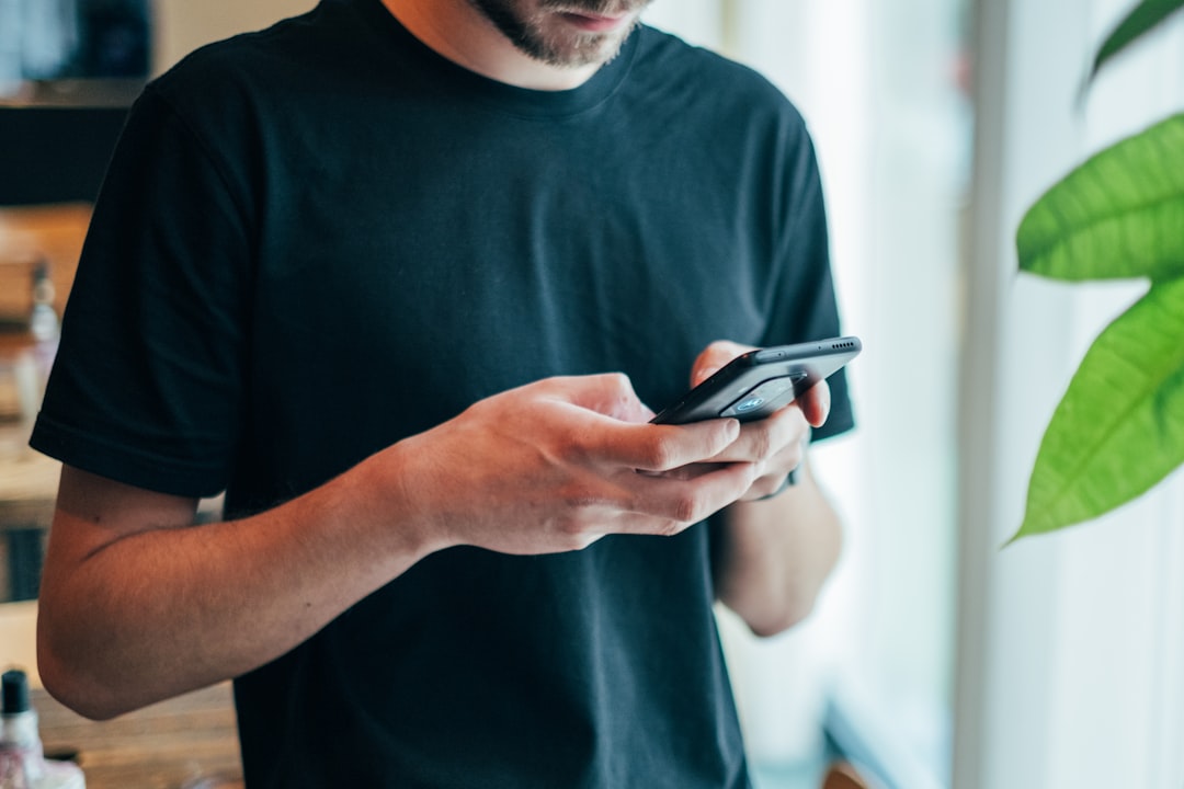 Customers Don't Want Text Messages from Restaurants (image credits: unsplash)