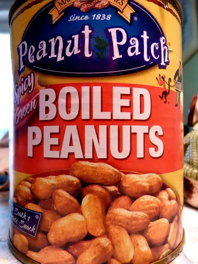 Boiled Peanuts in Cans and Fresh Bags (Image Credits: Flickr)