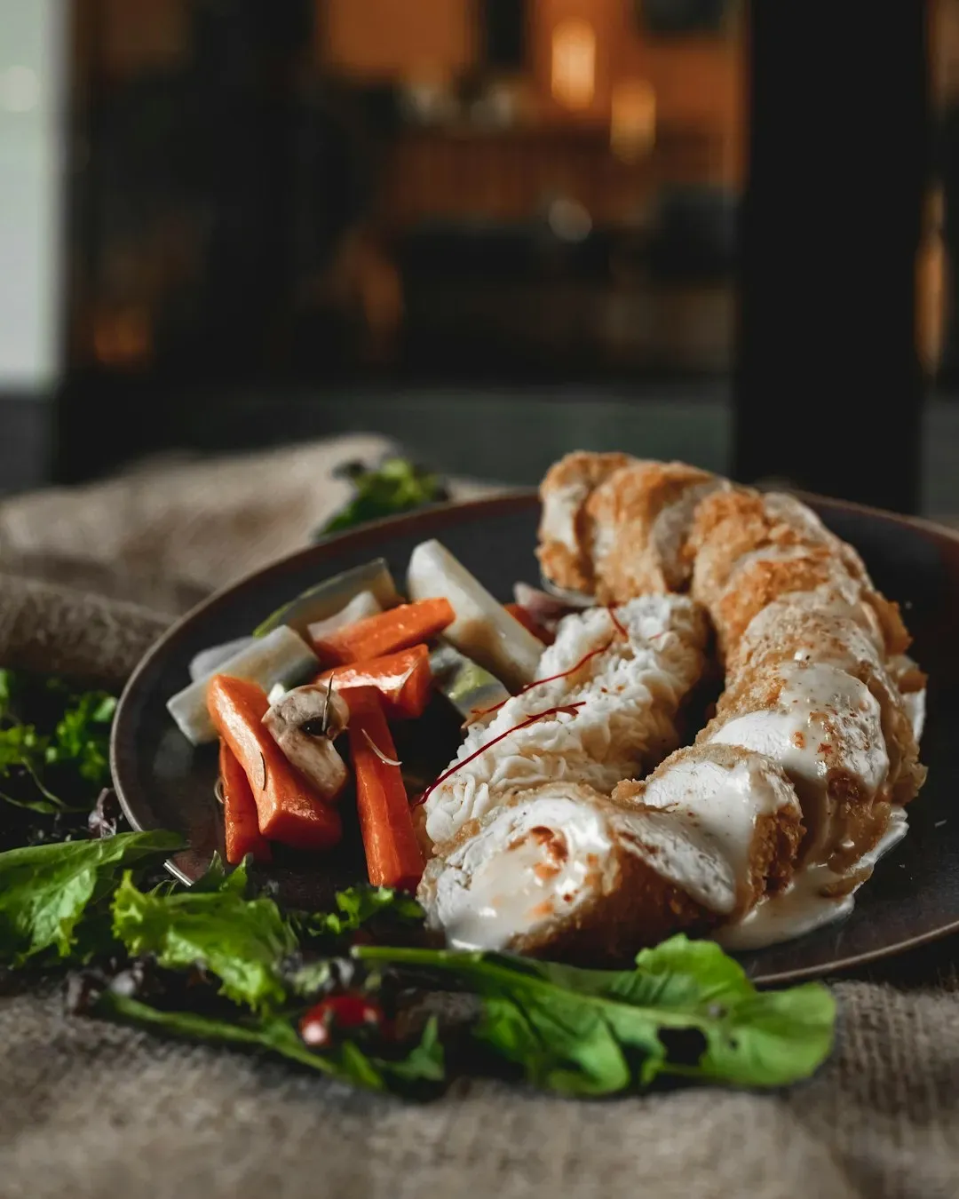 Chicken Cordon Bleu (Image Credits: Unsplash)