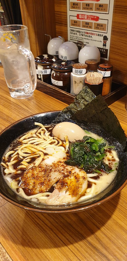 Ramen from Tokyo's Yatai Districts (image credits: flickr)