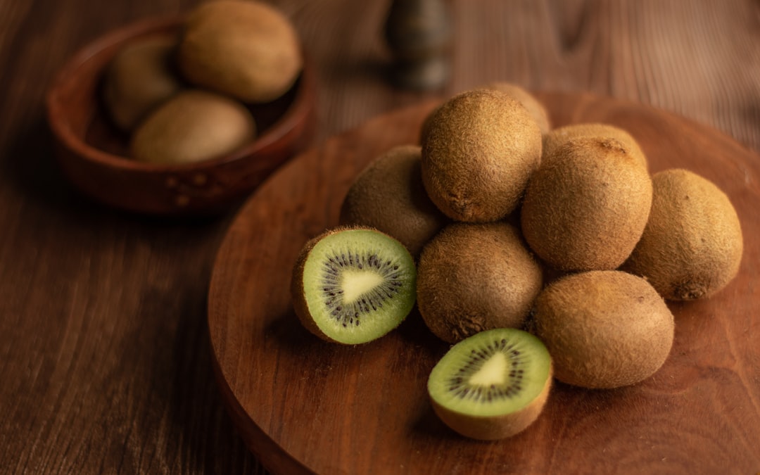Kiwi: High-Fiber, Low-Sugar and Packed with Micronutrients (image credits: unsplash)
