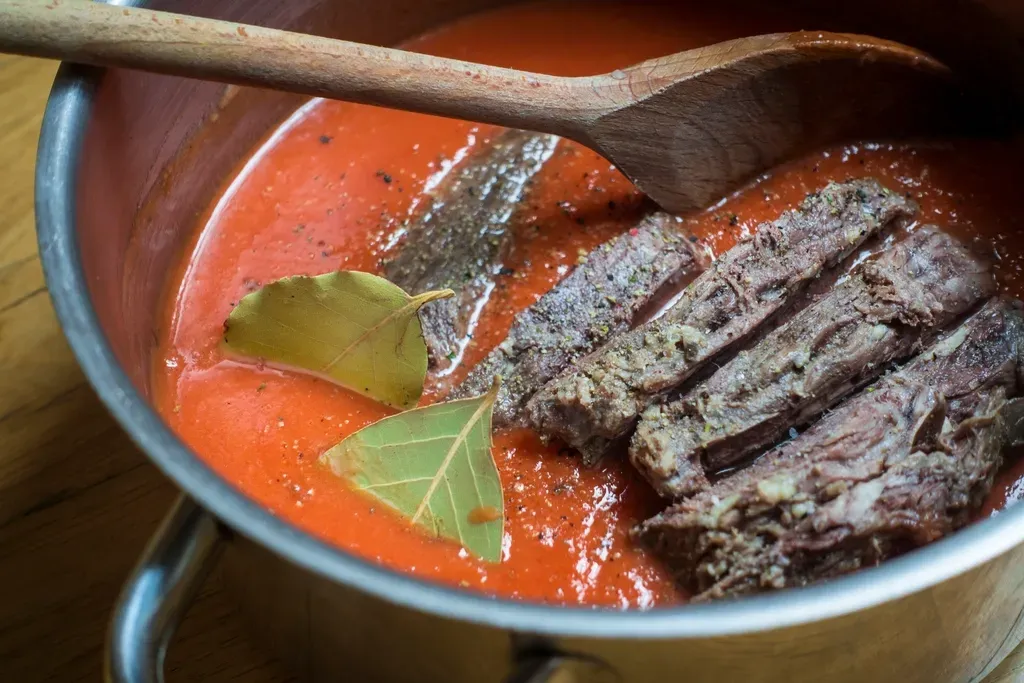 1. Beef Bourguignon: The French Classic That Scares Everyone (Image Credits: Rawpixel)