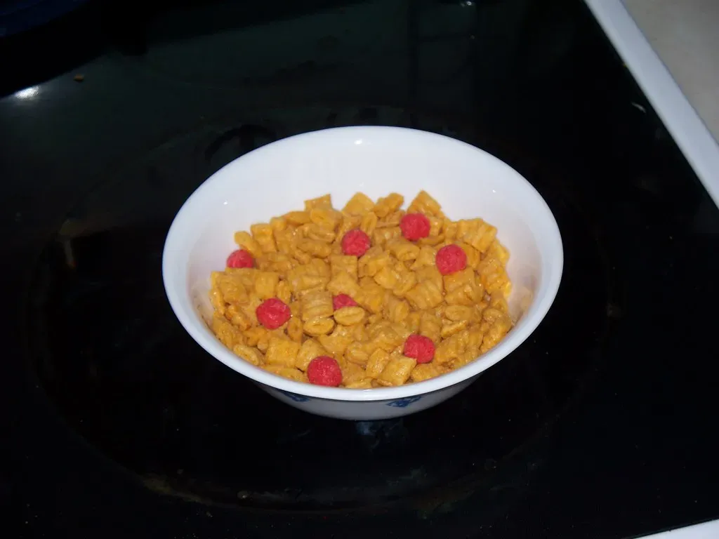 The Nostalgia Effect: Why Familiar Food Hits Differently Right Now (Image Credits: Flickr)