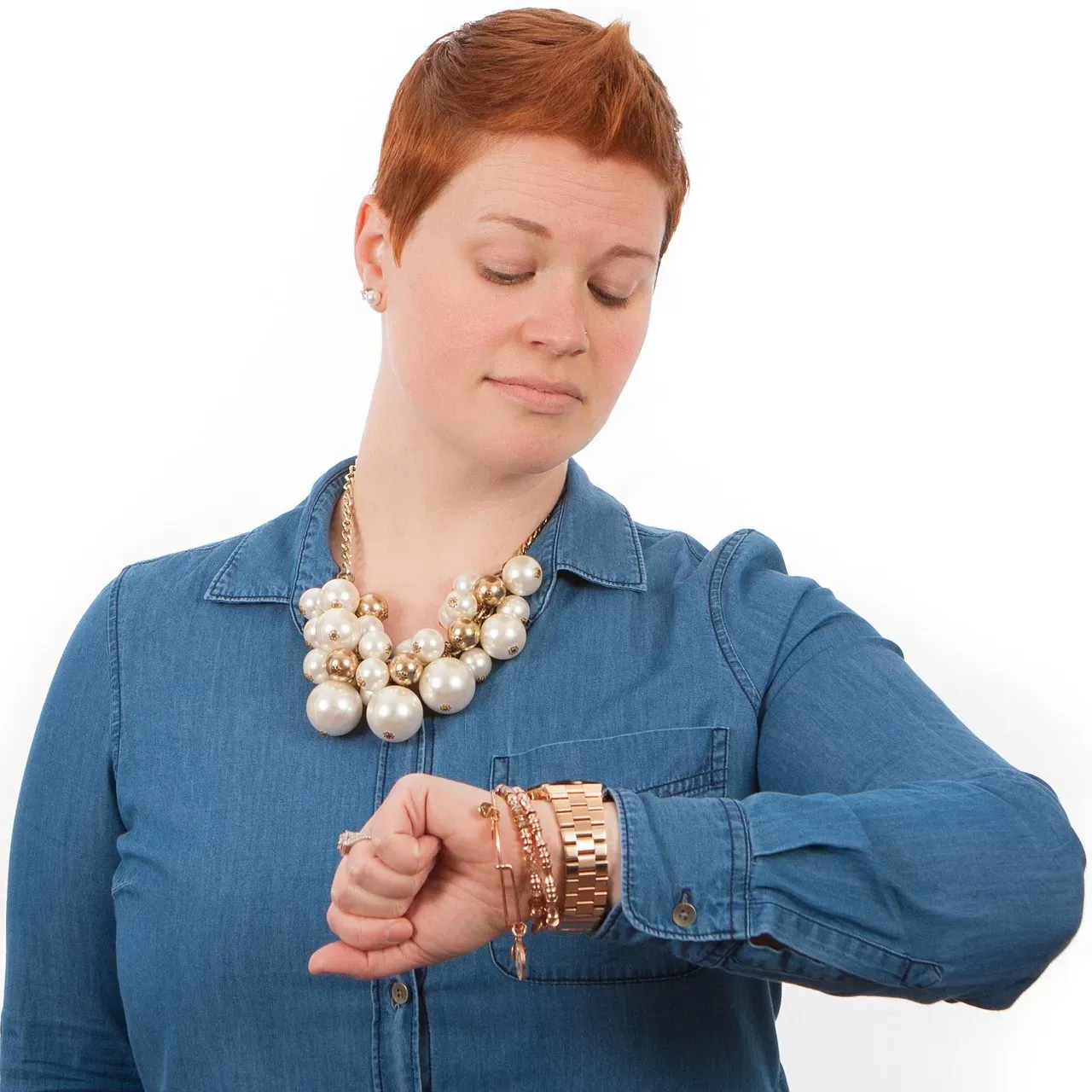 You're Constantly Checking Your Watch Before Appetizers Even Arrive (Image Credits: Pixabay)