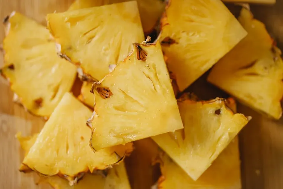 Snack #7: Pineapple Chunks (Image Credits: Pexels)