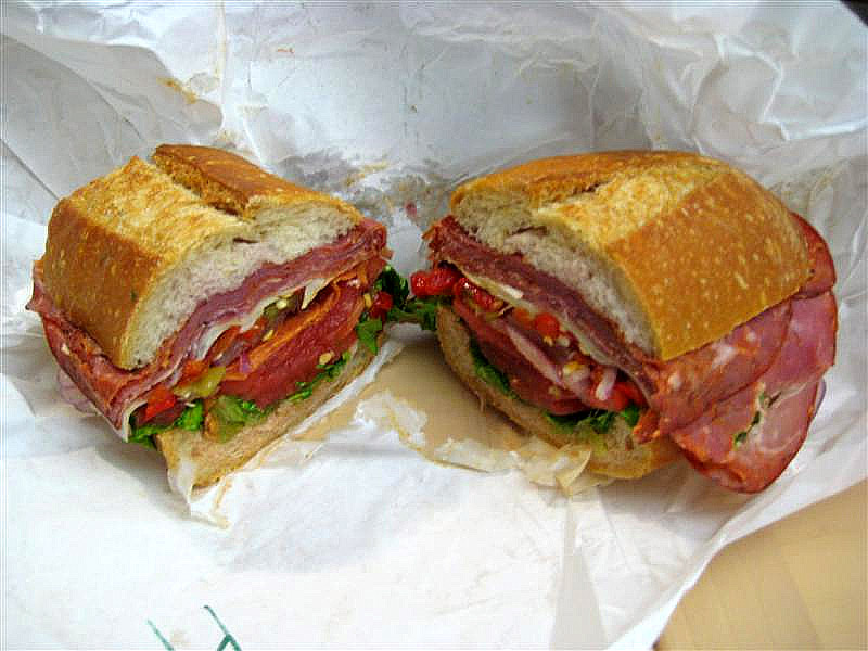 Primo Hoagies: The Philadelphia Champion (image credits: Transferred from en.wikipedia to Commons by Apollo1758 using CommonsHelper., CC BY-SA 3.0, https://commons.wikimedia.org/w/index.php?curid=11517507)