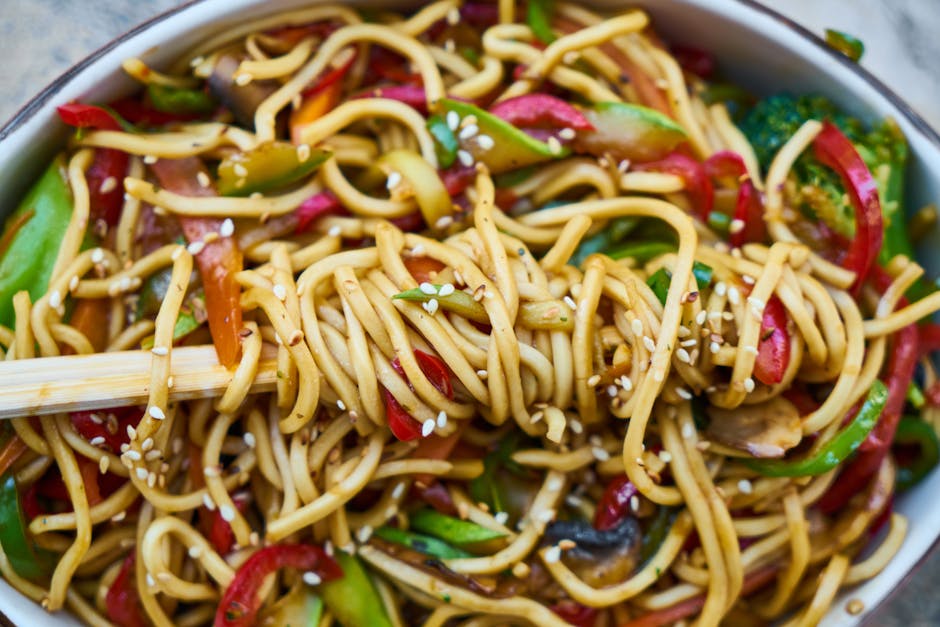 Spaghetti with Vegan Bolognese (image credits: pexels)
