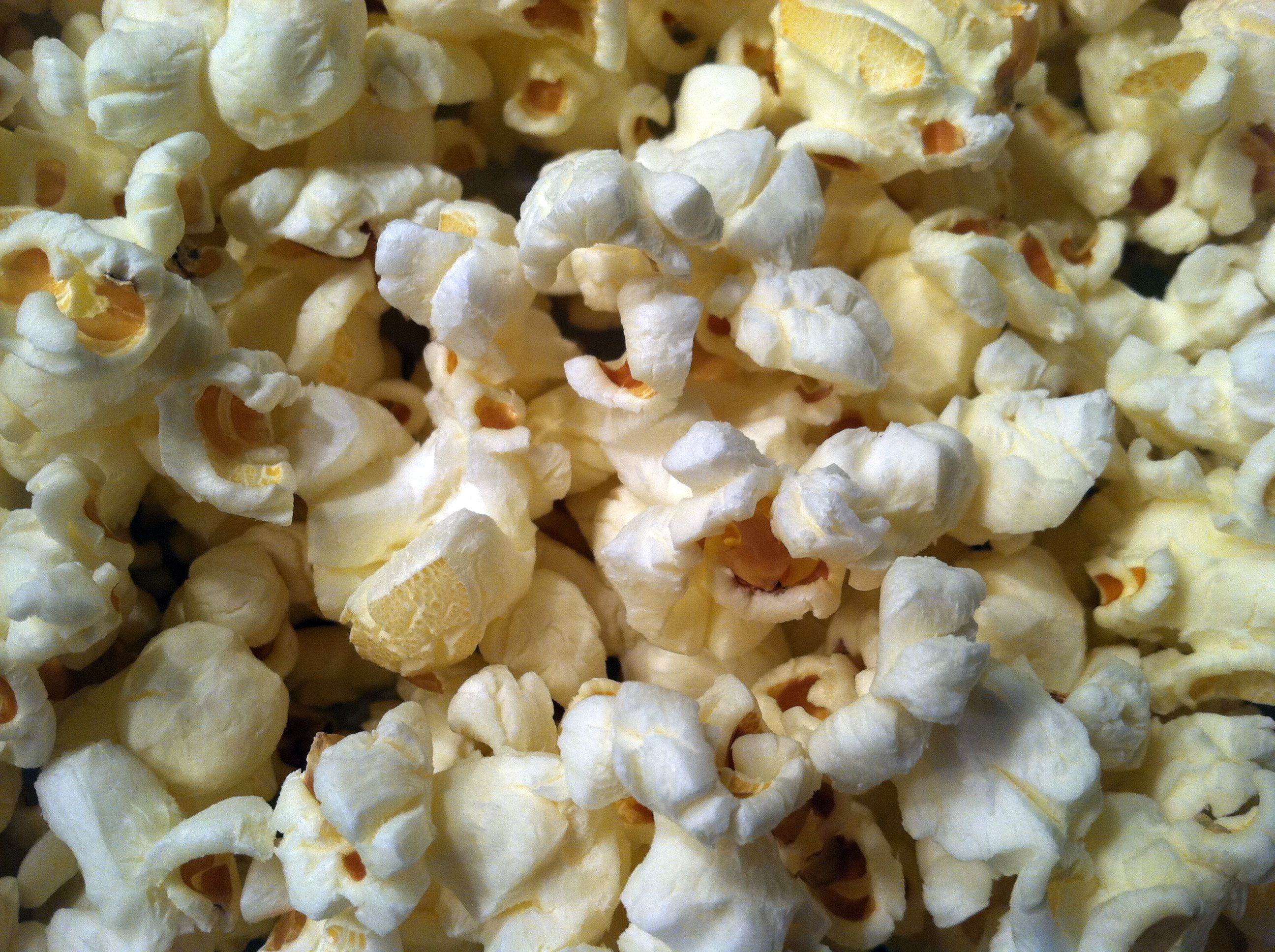 Air-Popped Popcorn: Crunchy, Light, and Surprisingly Filling (image credits: wikimedia)