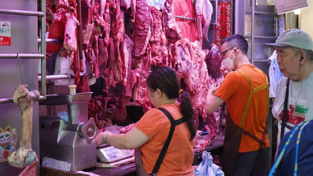 The Meat Additive That Sparked a Global Trade War (Image Credits: Unsplash)