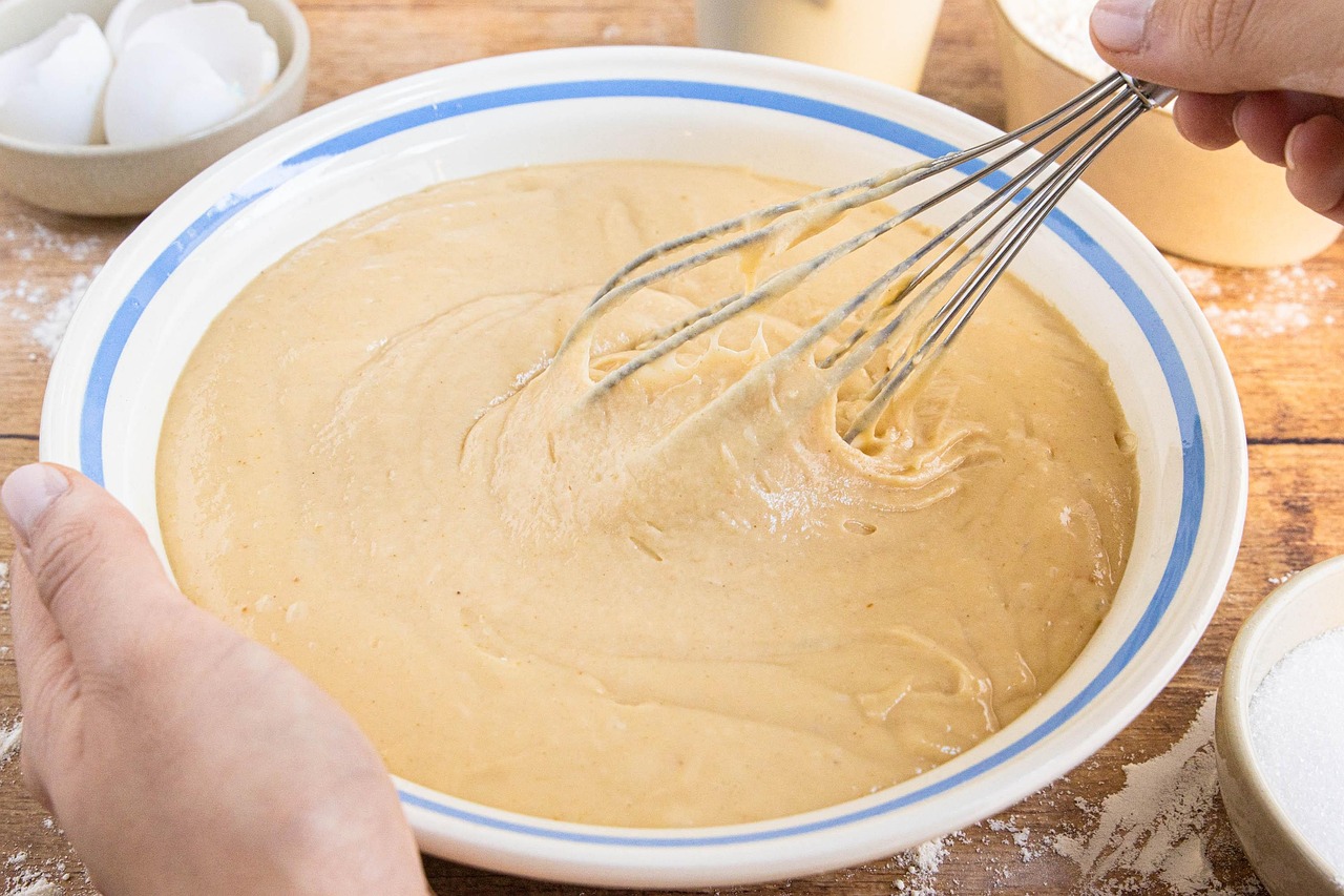 Overmixing the Batter (image credits: pixabay)