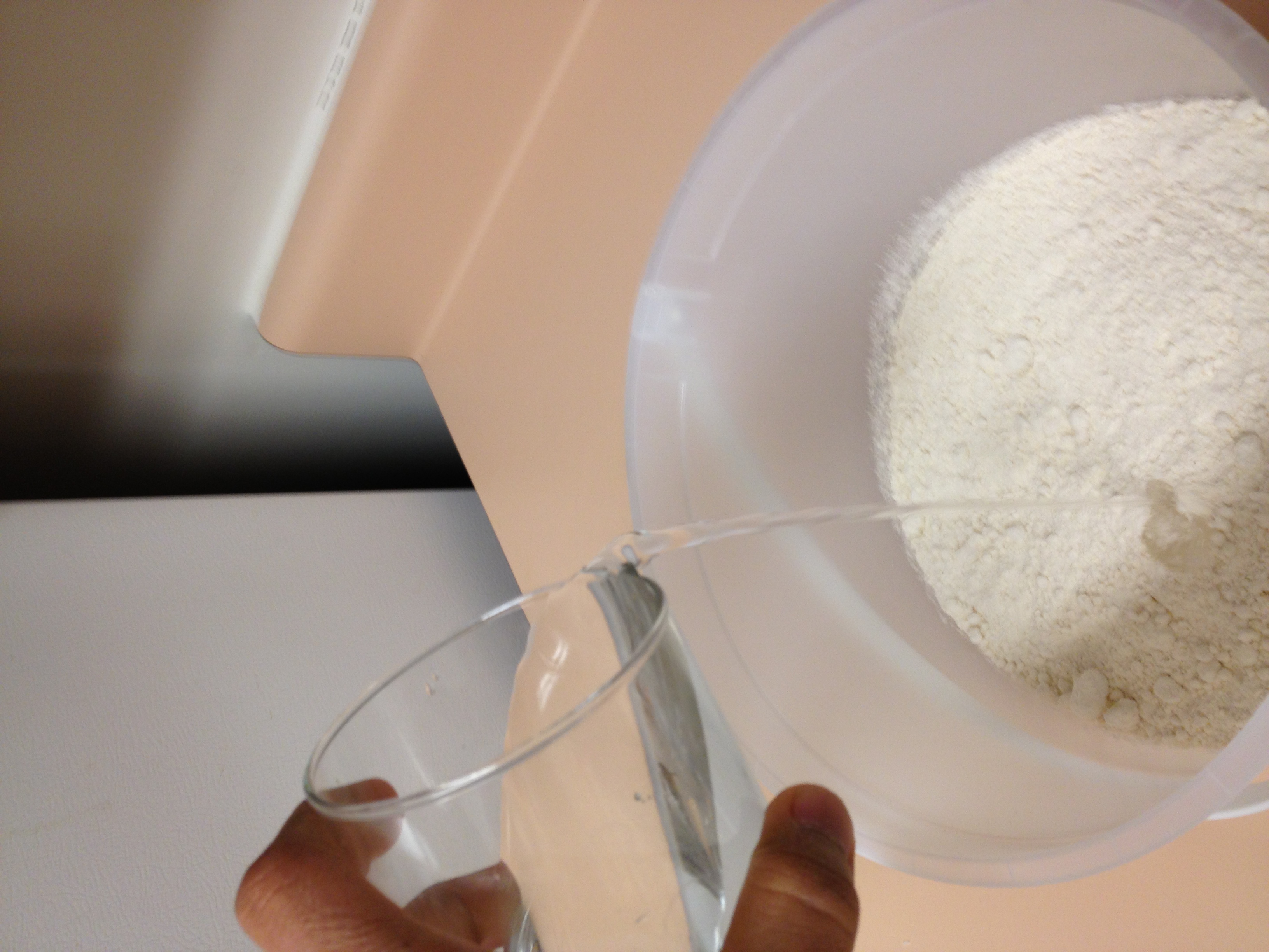 Understanding Hydration Will Transform Your Loaves (image credits: By Bluequartet, CC BY-SA 3.0, https://commons.wikimedia.org/w/index.php?curid=24739899)