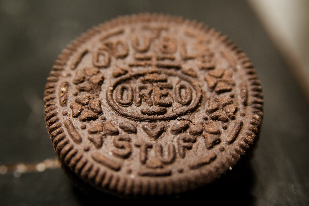 Double Stuf Oreos: The Shrinking Icon (image credits: wikimedia)