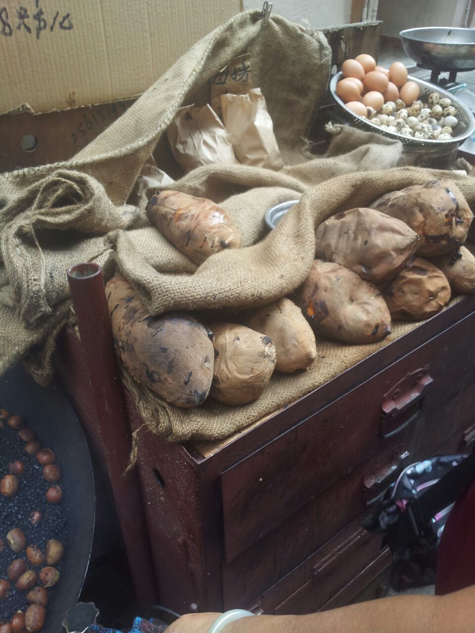 Sweet Potatoes: Wholesome Carbs with a Gentle Impact (image credits: wikimedia)