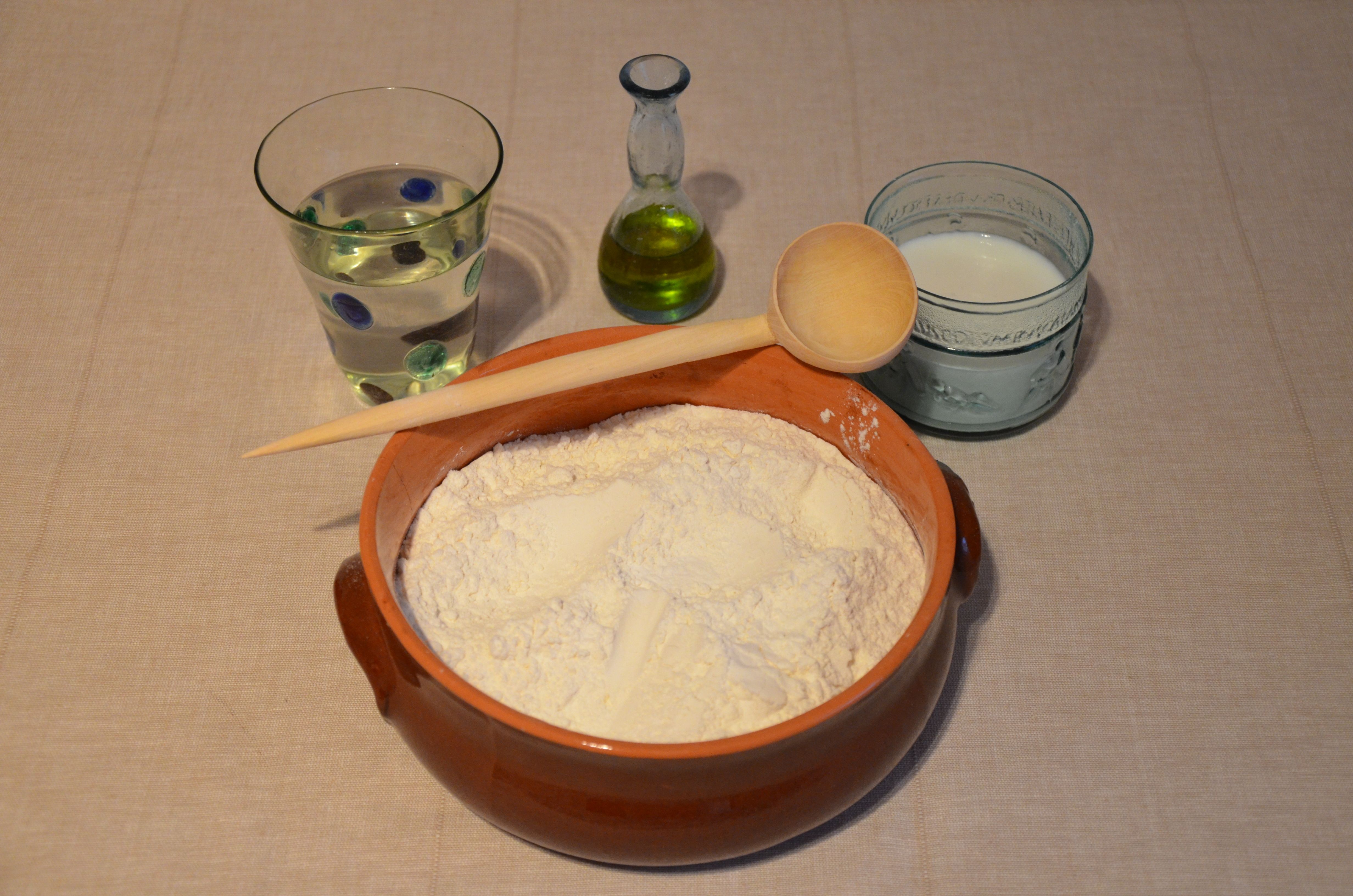 The Science Behind Sleeping Yeast: How Ancient Microbes Survive Millennia (image credits: wikimedia)