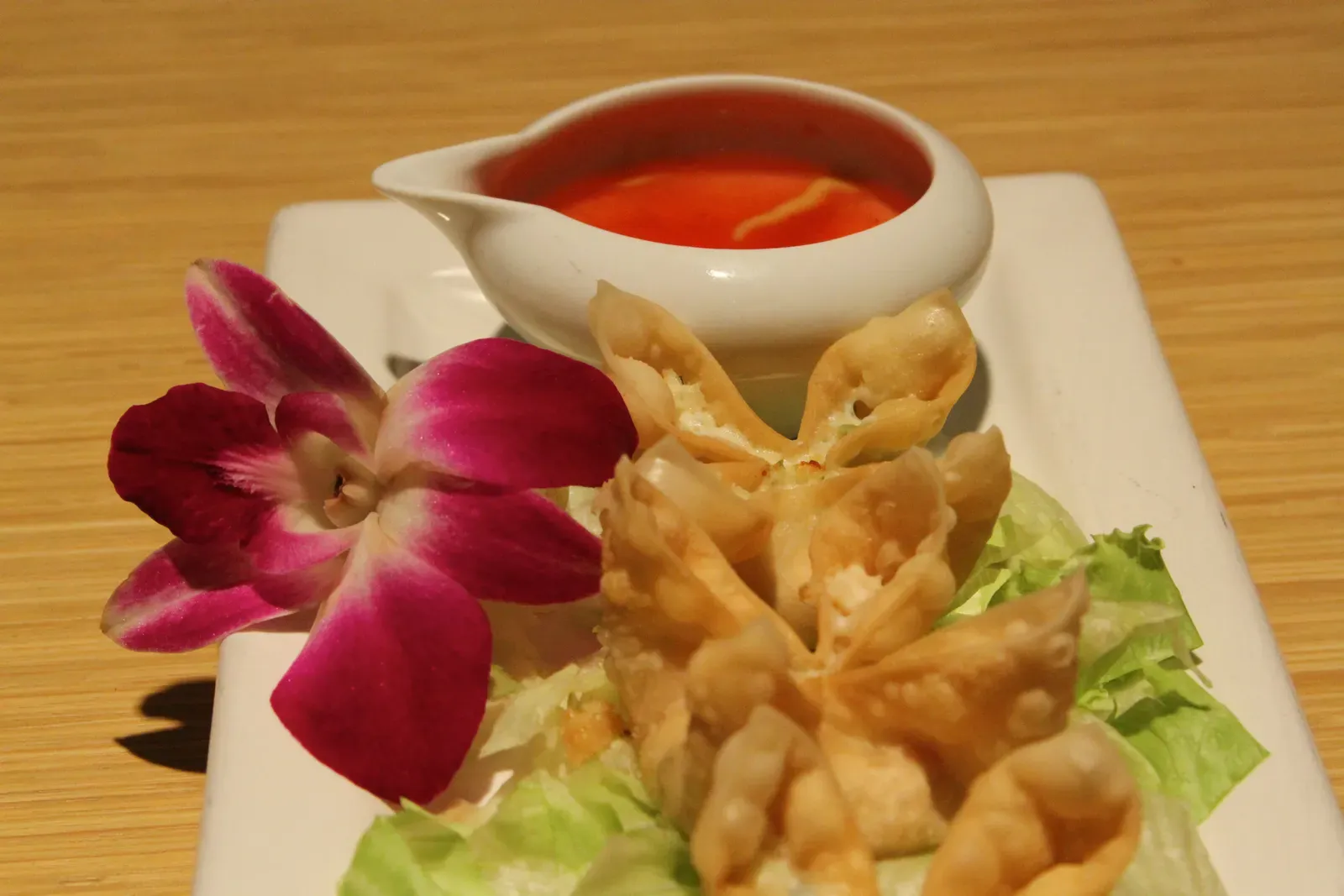 Crab Rangoon (Image Credits: Wikimedia)