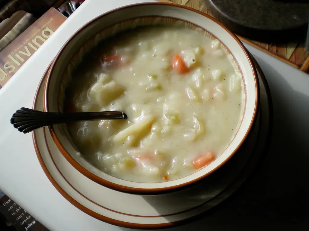 Potato Soup: Stretching Spuds Into Comfort (Image Credits: Flickr)