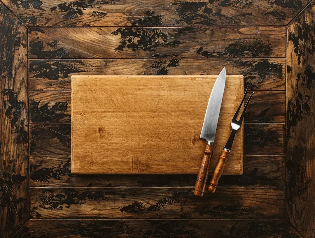 4. A Classic Wooden Cutting Board (Image Credits: Unsplash)