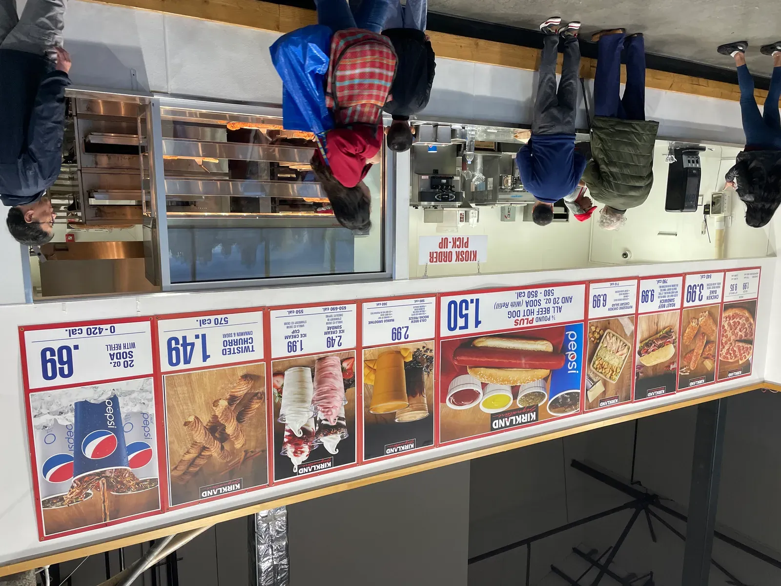 The Food Court Used to Be Open Territory (Image Credits: Wikimedia)