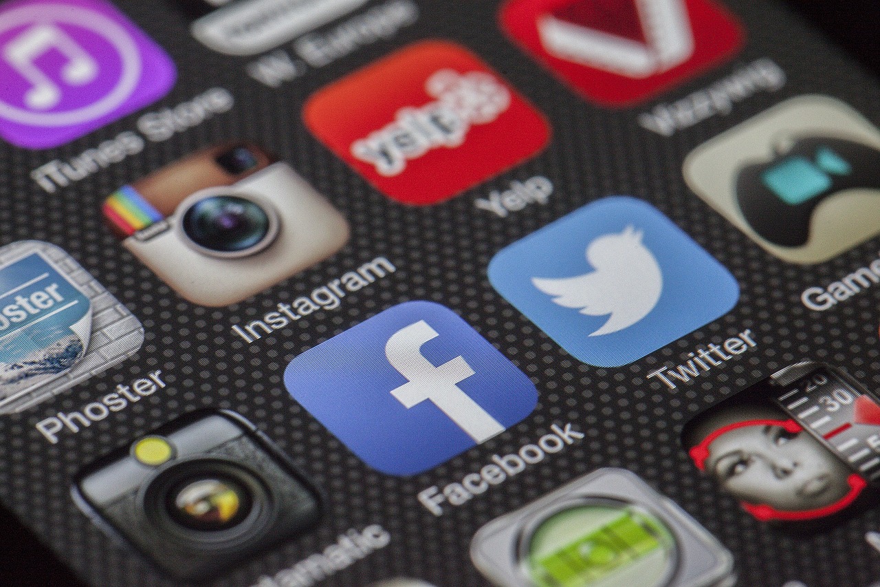 Innovation in Marketing: Harnessing Technology and Social Media (image credits: pixabay)