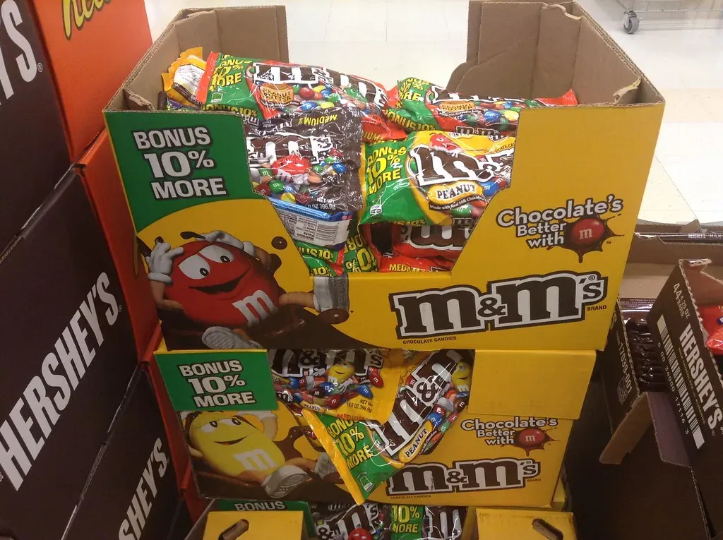 6. Crispy M&M's - The Crunchy Variant With a Second Life (Image Credits: Flickr)