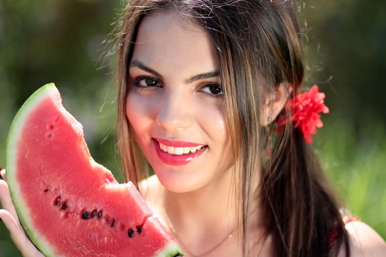 Watermelon: Summer's Deceptive Sugar Bomb (image credits: pixabay)