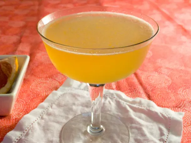 7. The Jasmine - A Gin Cocktail for People Who Think They Don't Like Gin (Image Credits: Wikimedia)