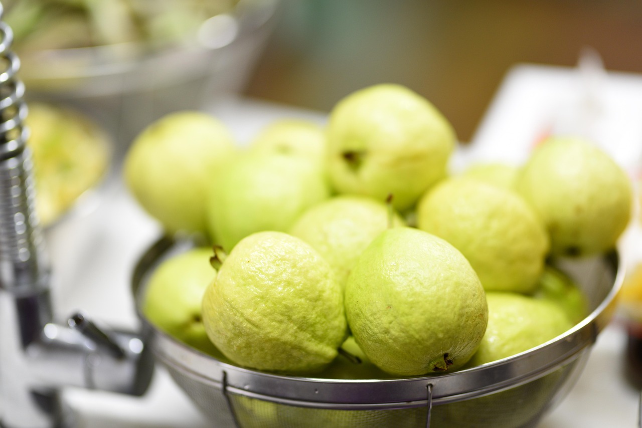 Guava: The Vitamin C Powerhouse (image credits: pixabay)