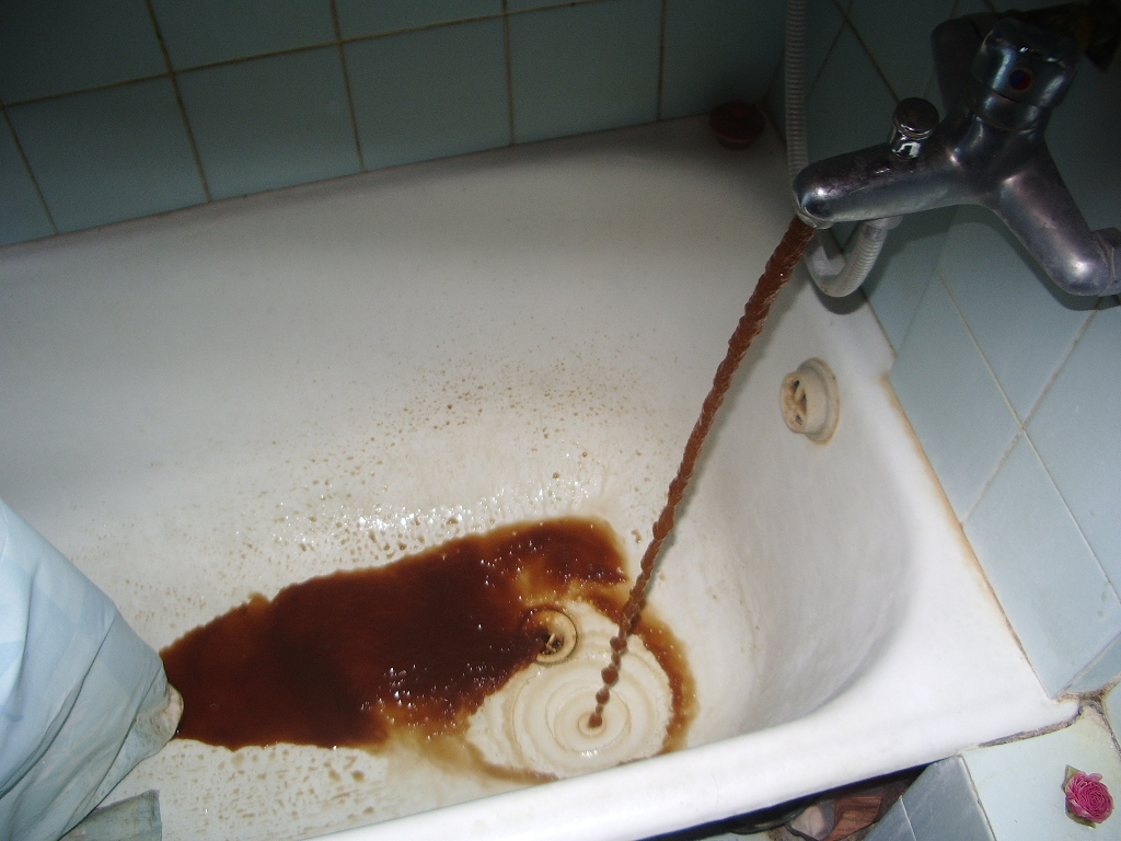 The Growing Crisis Behind Your Faucet (image credits: wikimedia)