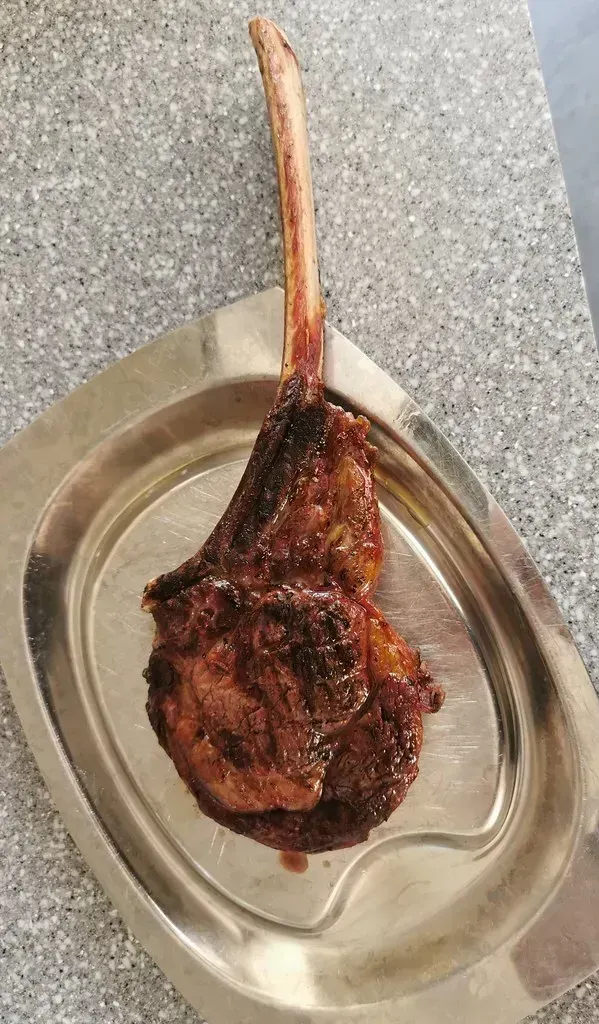 Tomahawk Steak Theater (Image Credits: Flickr)