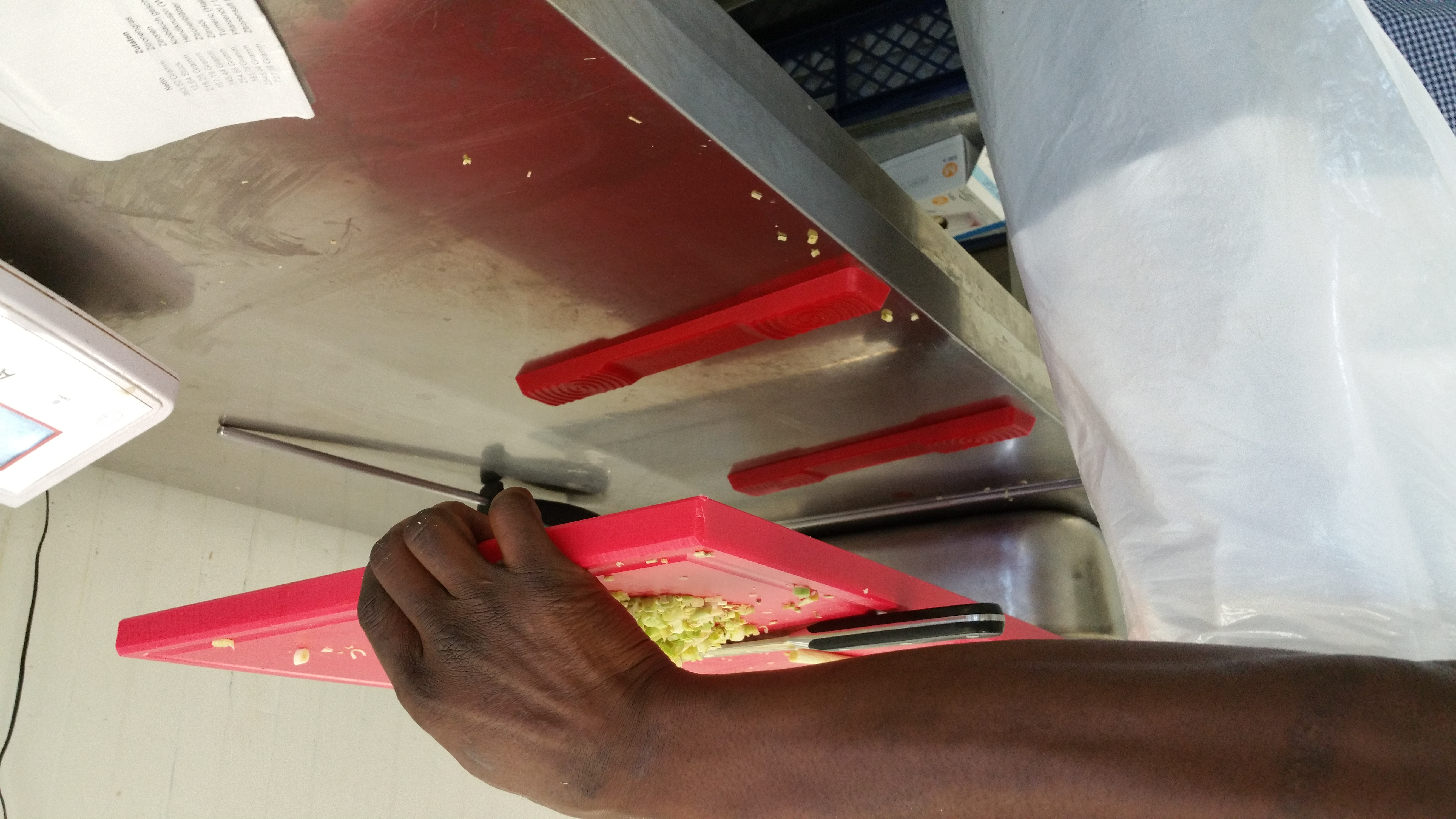 Overlooking Cross-Contamination (image credits: wikimedia)