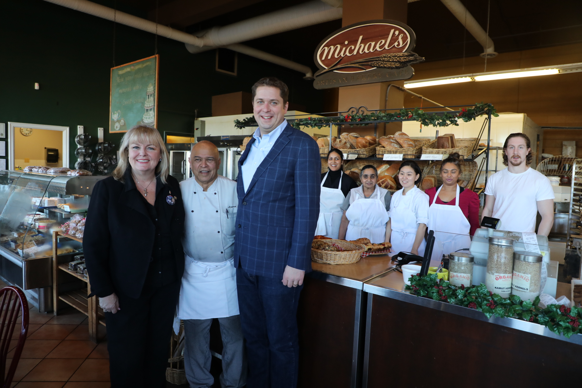 The Role of Community and Support (image credits: wikimedia)