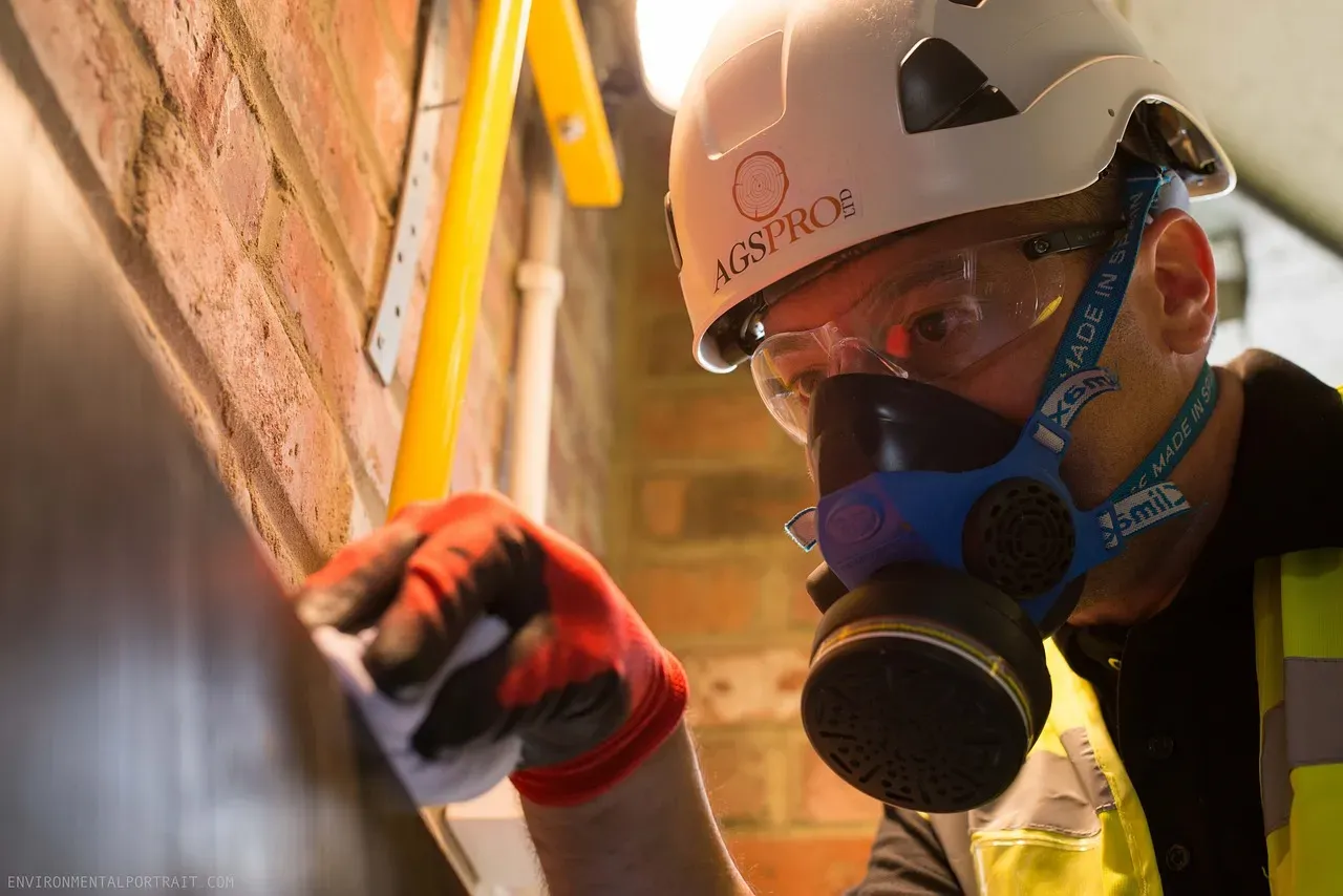 Early Signs of Equipment Wear Before Breakdown (Image Credits: Pixabay)